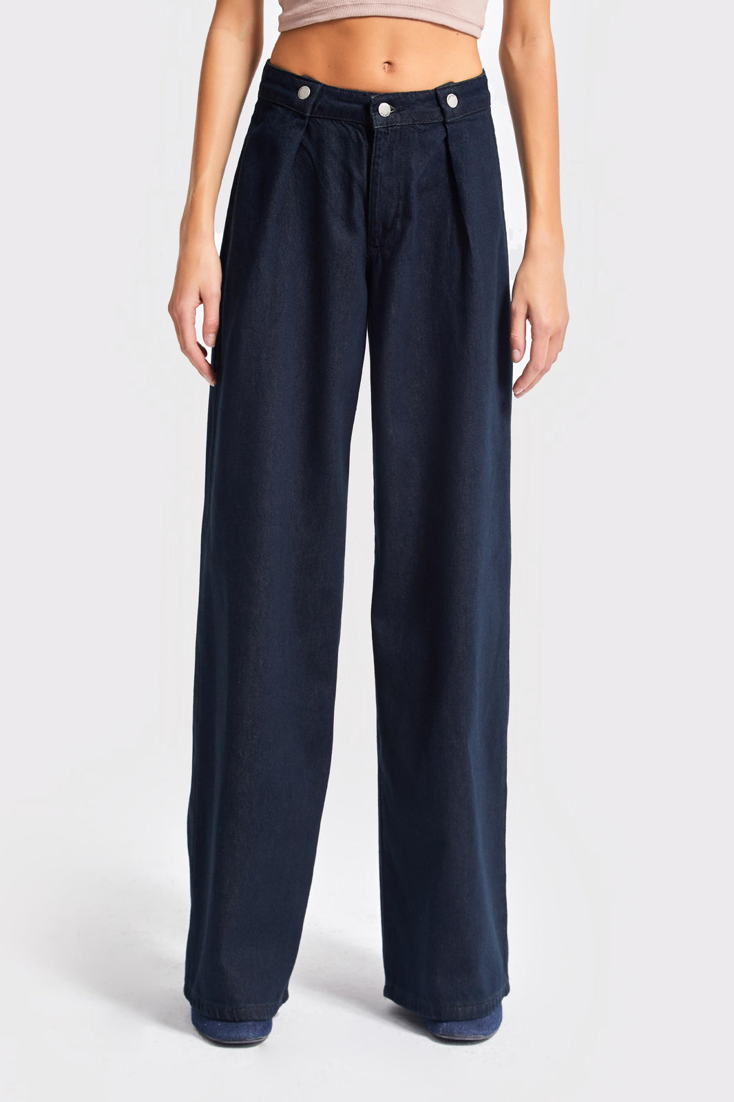 Wide Low Rise Jeans