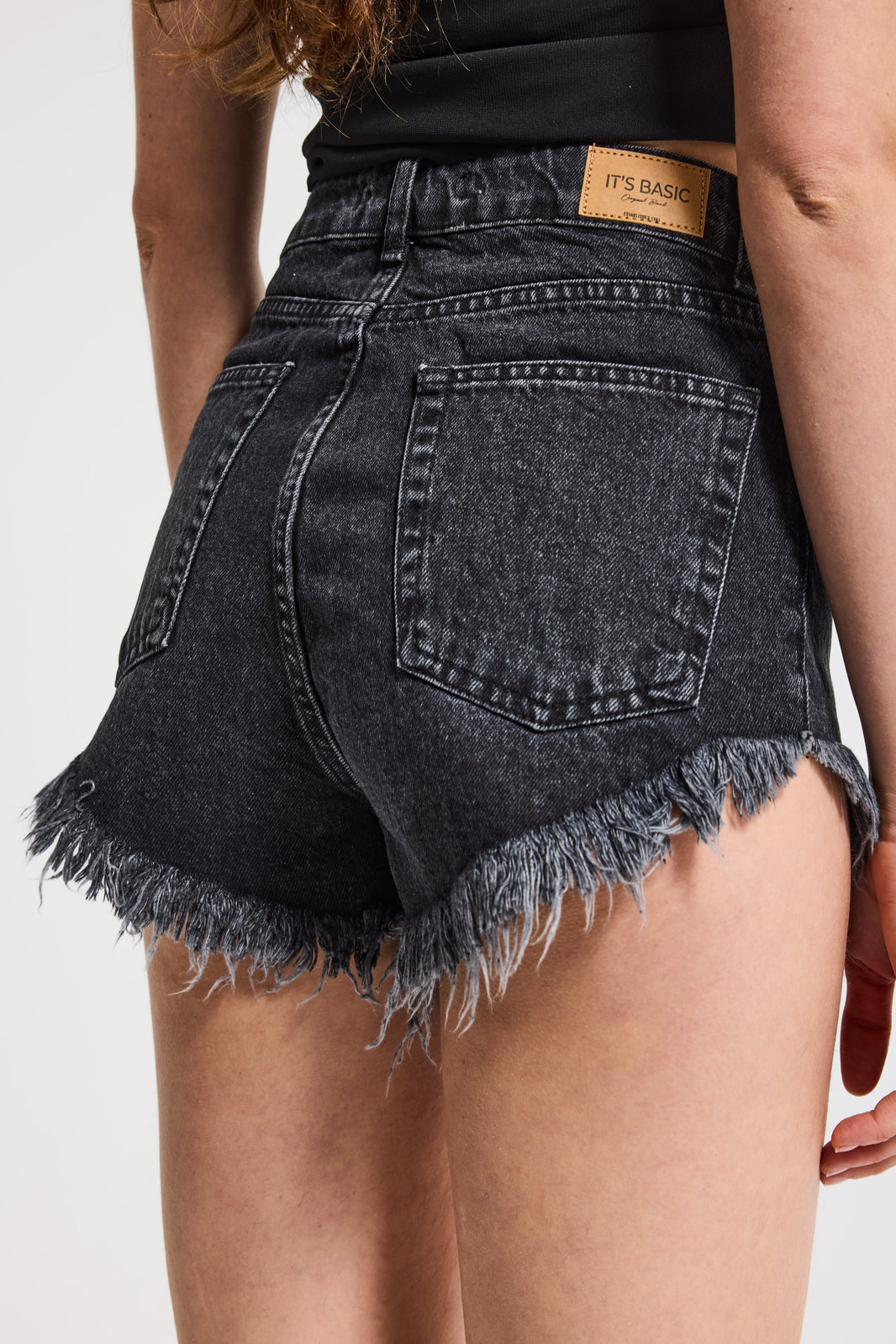 2843 %100 Cotton Short