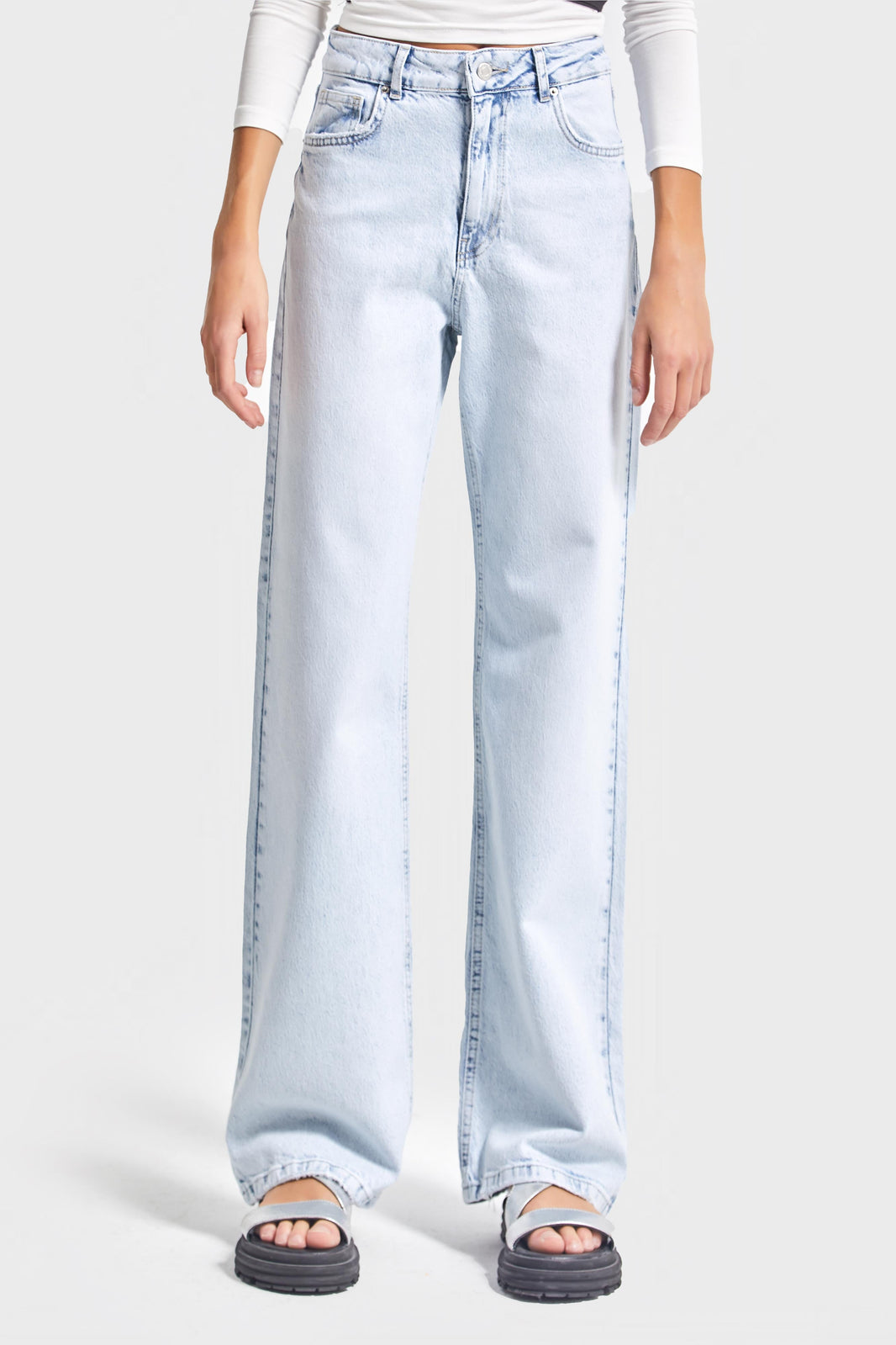 Straight High Rise Jeans