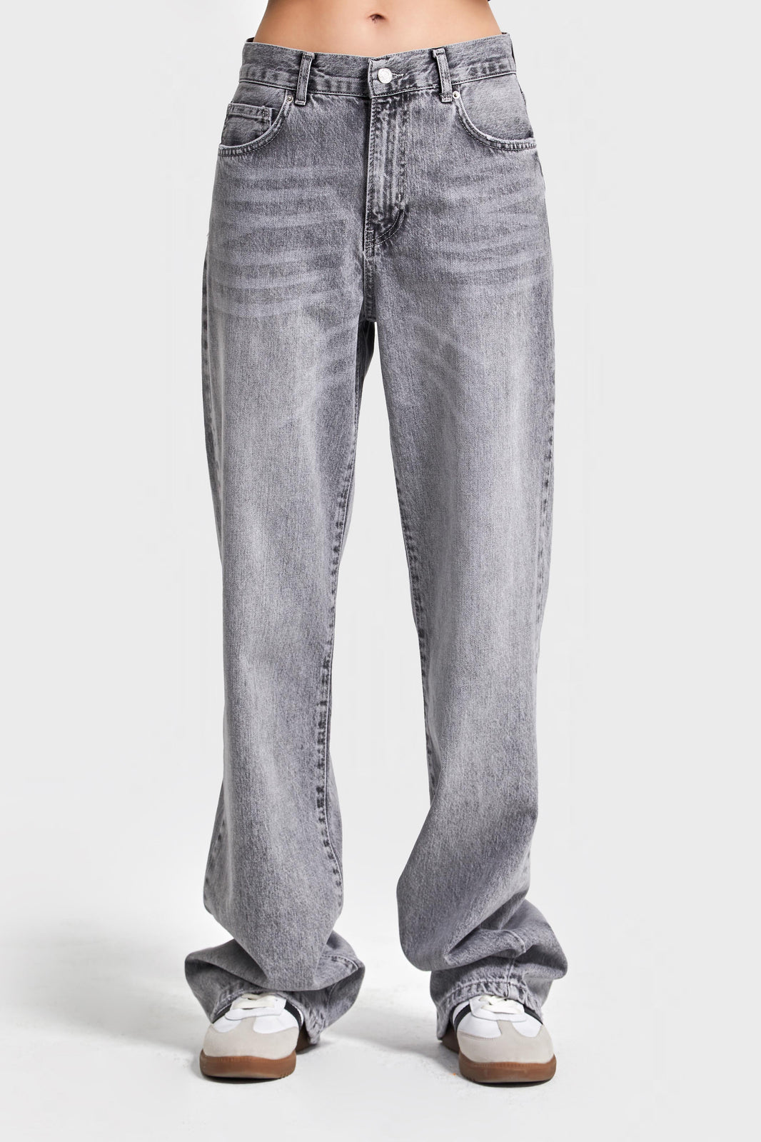 Loose High Rise Jeans