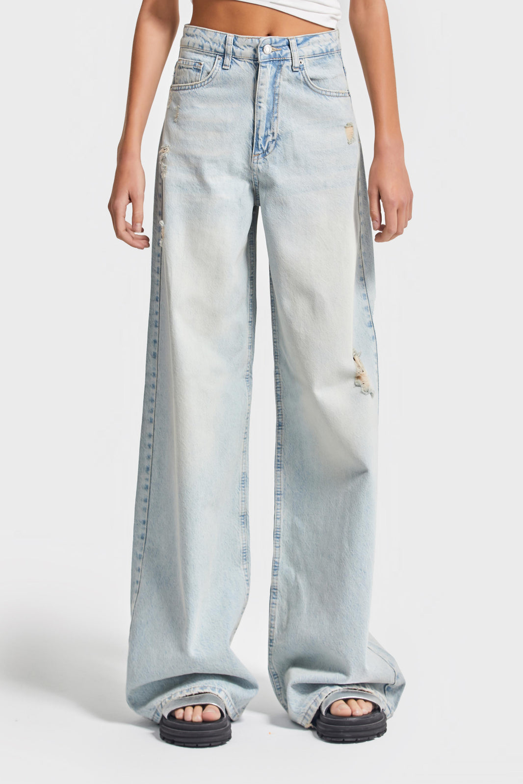 Skater High Rise Jeans