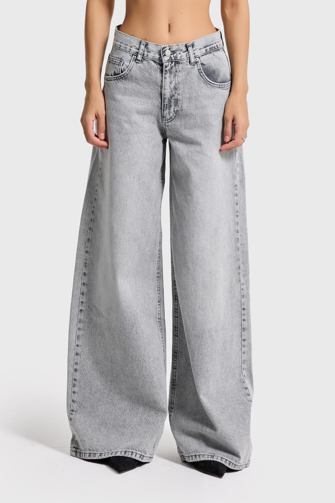 ELENA PALAZZO MID RISE JEANS - LIGHT GRAY