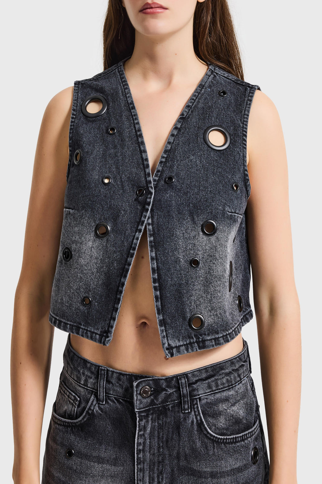 EYELET DENIM WAISTCOAT