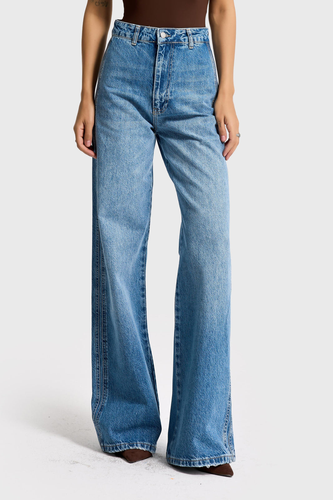 LOOSE HIGH RISE JEANS - AZURE