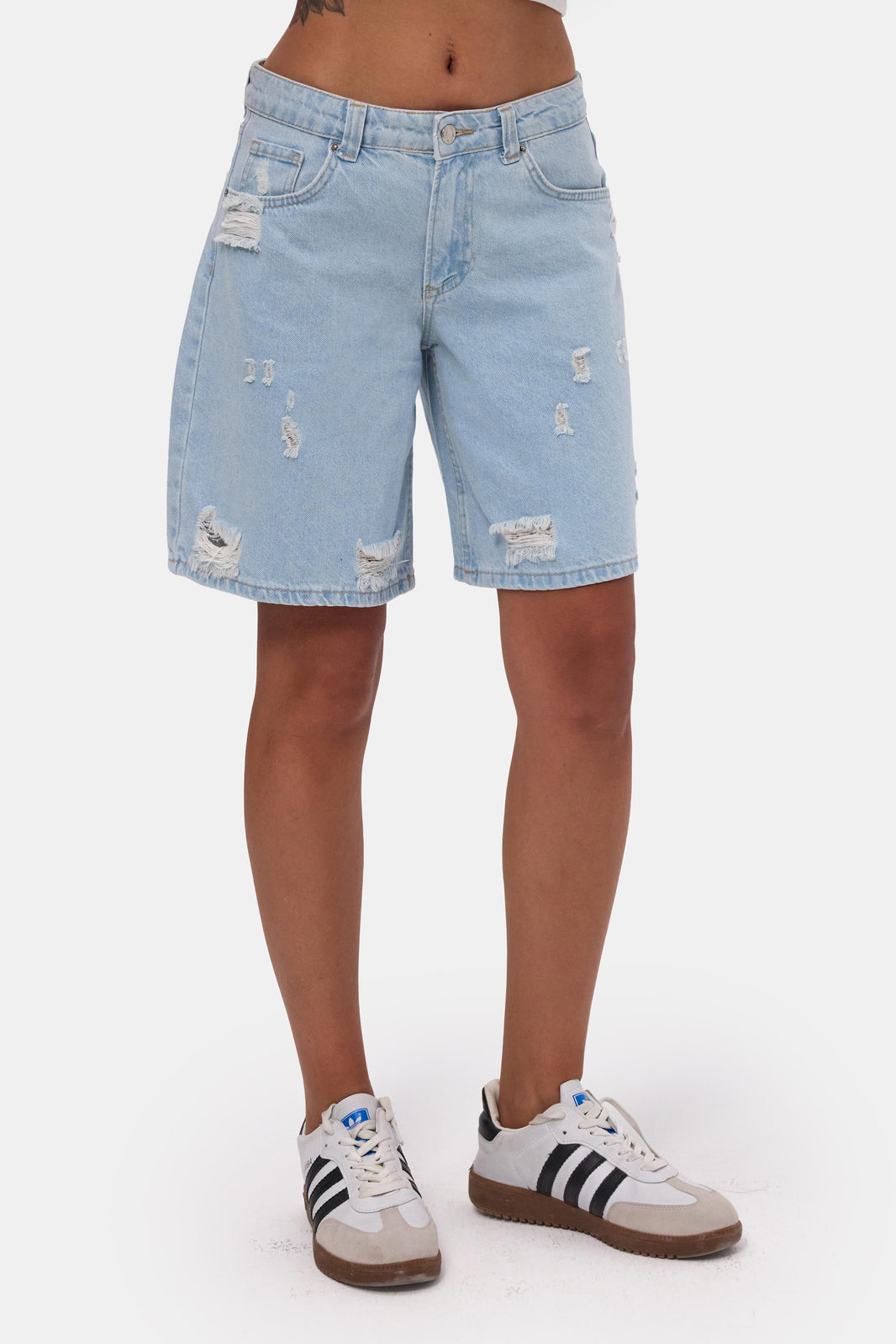 BAGGY MINI DENIM SHORT - POWDER
