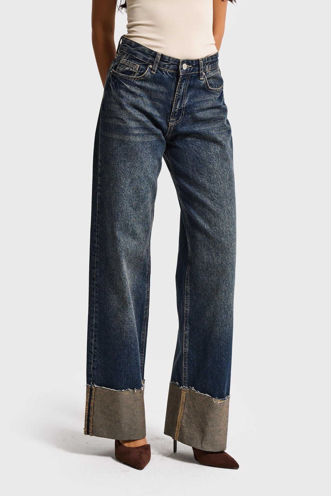 STRAIGHT MID RISE JEANS - CORNFLOWER