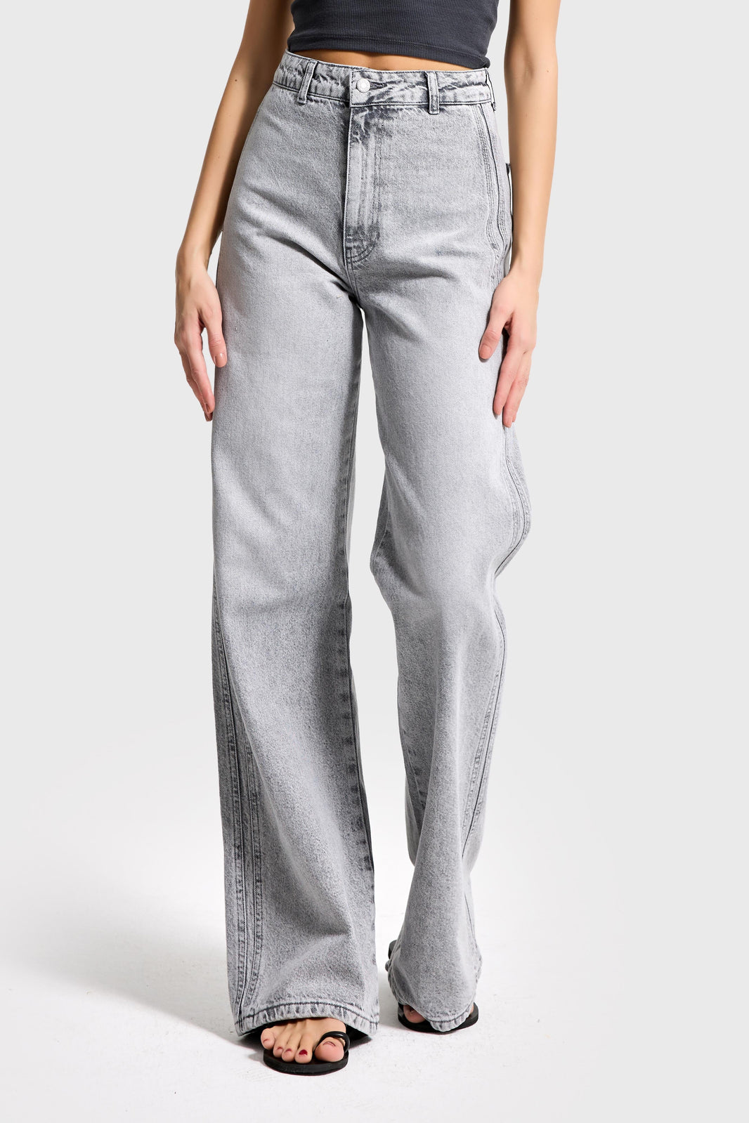 LOOSE HIGH RISE JEANS - LIGHT GRAY
