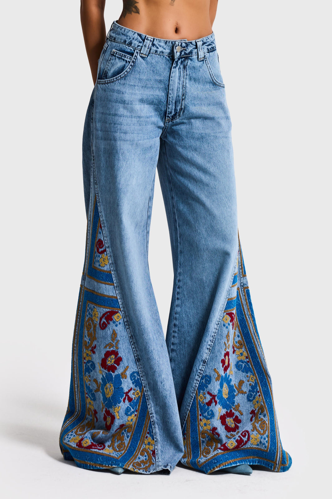 EMBROIDERY PALAZZO MID RISE JEANS