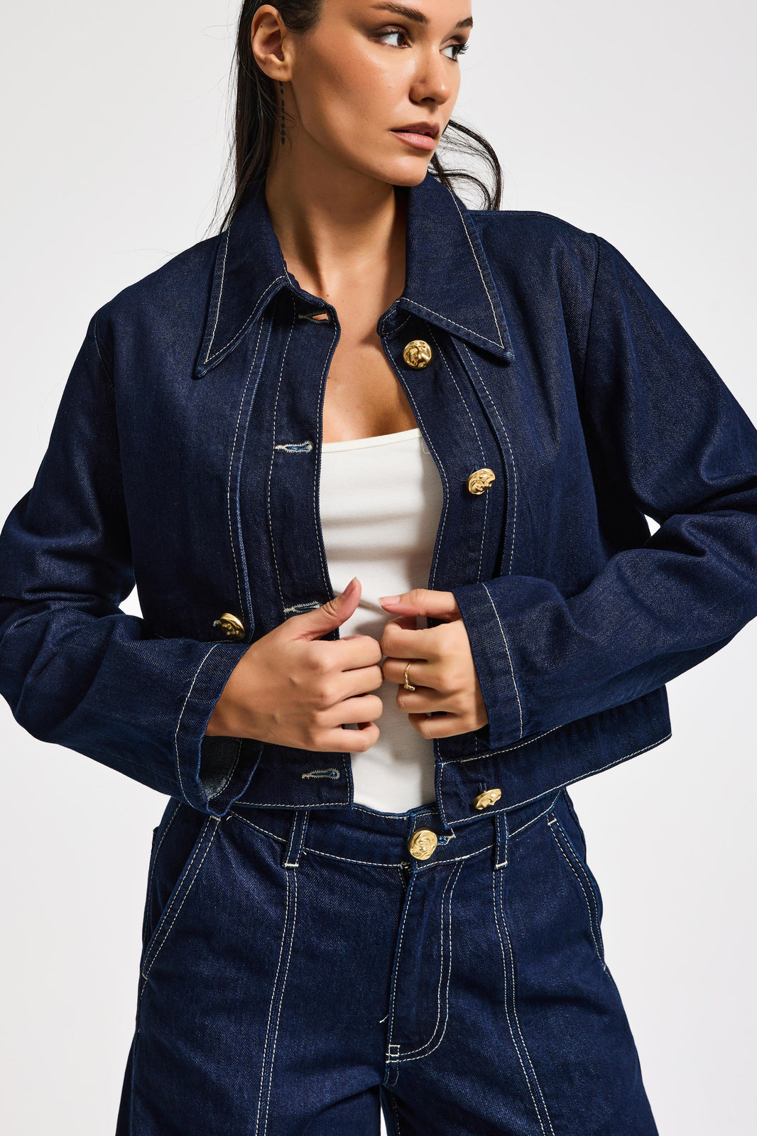 CROPPED DENIM JACKET