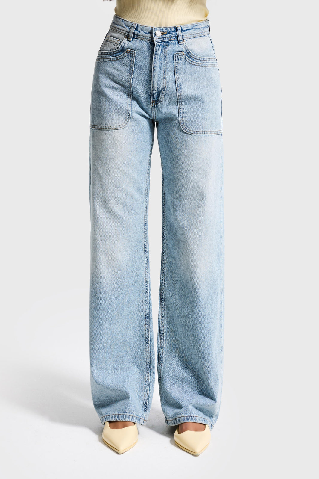 STRAIGHT LOW RISE  JEANS